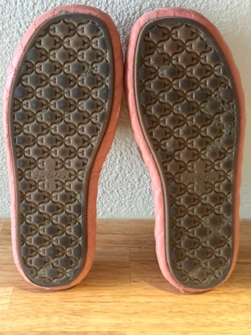 Sam Edelman Quilted Pink Slide with Tortoiseshell Logo Accent - Picture 6 of 8